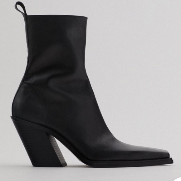 Zara Women Leather Heeled Cowboy Ankle Boots Black - Picture 1 of 7